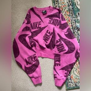 Nike Cropped Crewneck Sweatshirt